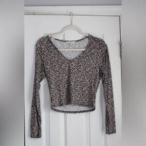 gaze Taupe and Black Leopard Print V-Neck Long Sleeve Crop Top